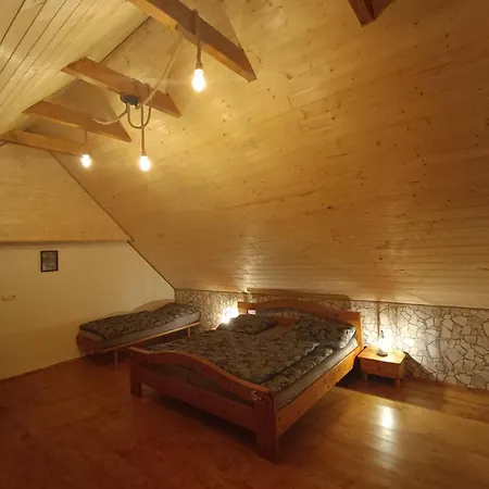 Nadeje Apartmán *